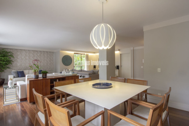 Imagem Apartamento com 4 Quartos à Venda, 240 m² em Real Parque - São Paulo
