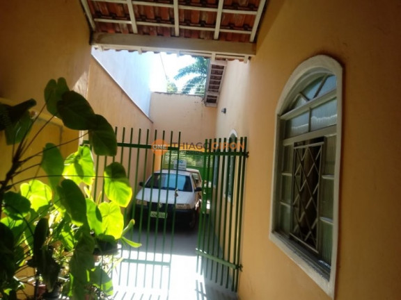 Casa com 3 Quartos à Venda, 235 m² em São José - Araçatuba