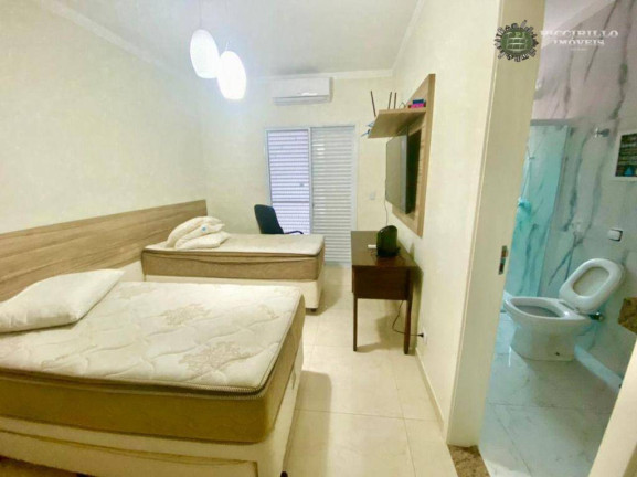 Imagem Sobrado com 4 Quartos à Venda, 351 m² em Balneário Flórida - Praia Grande Imagem Sobrado com 4 Quartos à Venda, 351 m² em Balneário Flórida - Praia Grande