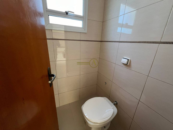 Imagem Casa com 4 Quartos para Alugar, 200 m² em Jardim Márcia - Peruíbe Imagem Casa com 4 Quartos para Alugar, 200 m² em Jardim Márcia - Peruíbe