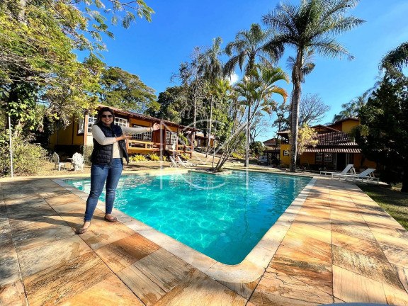 Imagem Casa com 5 Quartos à Venda, 320 m² em Condomínio Nossa Fazenda - Esmeraldas Imagem Casa com 5 Quartos à Venda, 320 m² em Condomínio Nossa Fazenda - Esmeraldas