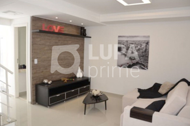 Casa com 3 Quartos à Venda, 170 m² em Vila Bertioga - São Paulo