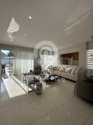 Imagem Casa com 5 Quartos à Venda, 600 m² em Barra Da Tijuca - Rio De Janeiro