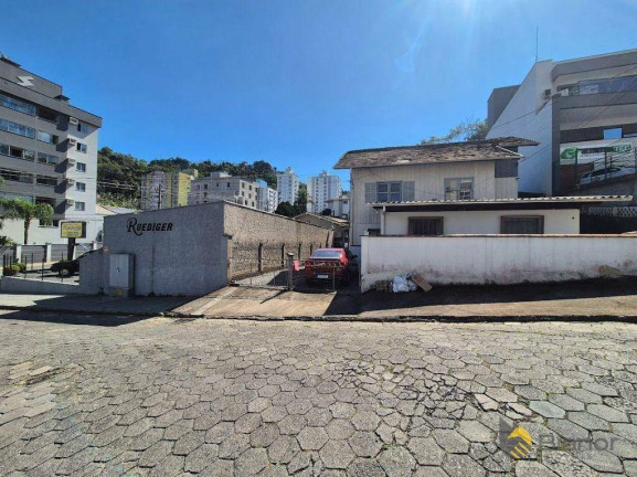 Casa com 3 Quartos à Venda, 200 m² em Itoupava Seca - Blumenau