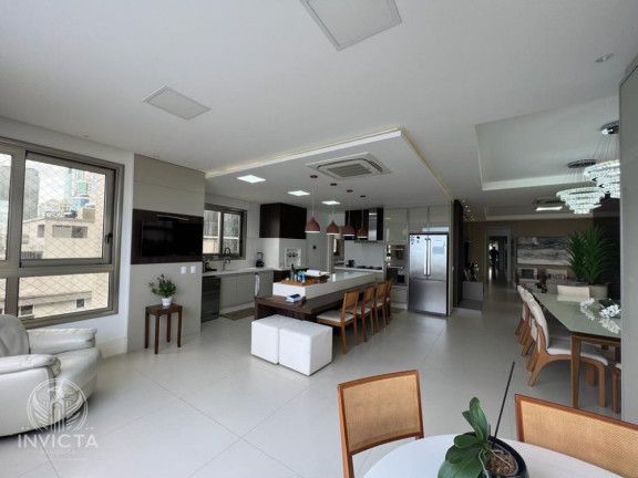 Imagem Apartamento com 5 Quartos à Venda, 257 m² em Centro - Balneário Camboriú Imagem Apartamento com 5 Quartos à Venda, 257 m² em Centro - Balneário Camboriú