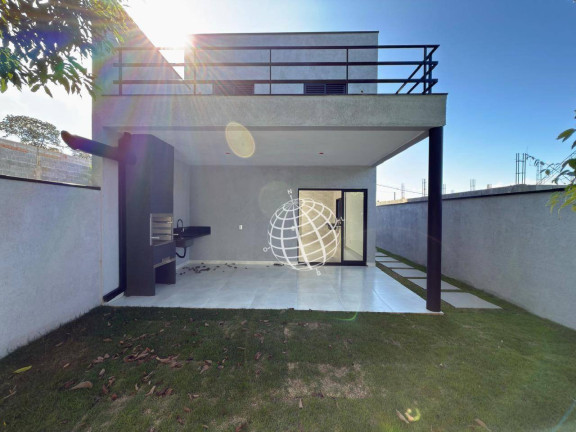 Imagem Casa com 3 Quartos à Venda, 110 m² em Centro - Piracaia
