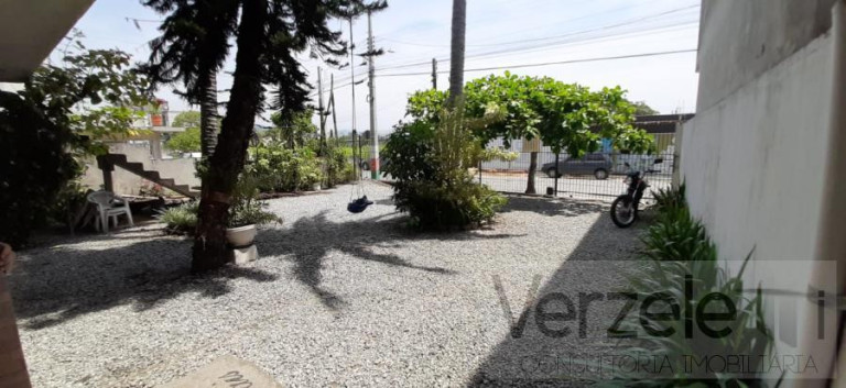 Imagem Casa com 6 Quartos à Venda, 230 m² em São Francisco De Assis - Camboriú Imagem Casa com 6 Quartos à Venda, 230 m² em São Francisco De Assis - Camboriú