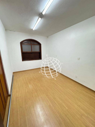 Imagem Casa com 3 Quartos à Venda ou Locação, 243 m² em Alvinópolis - Atibaia