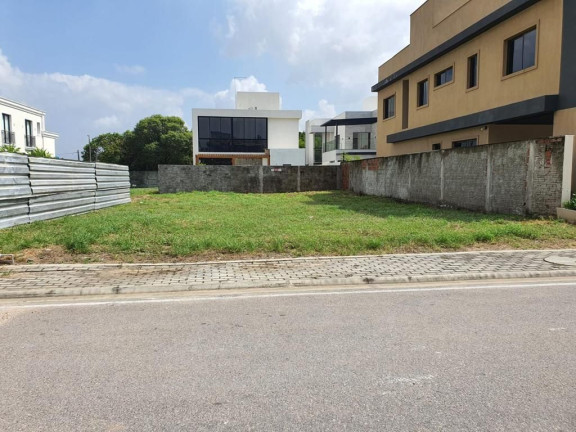 Terreno à Venda, 300 m² em Pitimbu - Natal