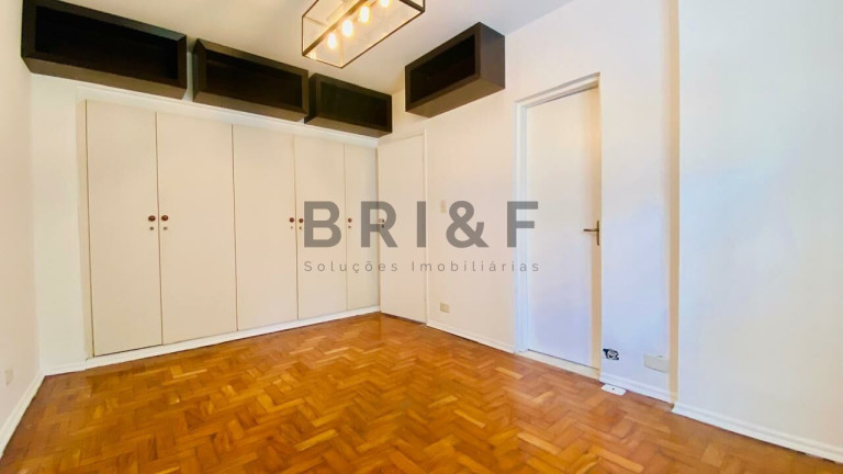 Imagem Apartamento com 3 Quartos à Venda, 110 m² em Moema - São Paulo