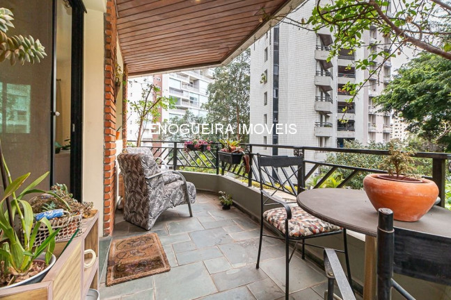 Imagem Apartamento com 4 Quartos à Venda, 221 m² em Vila Suzana - São Paulo