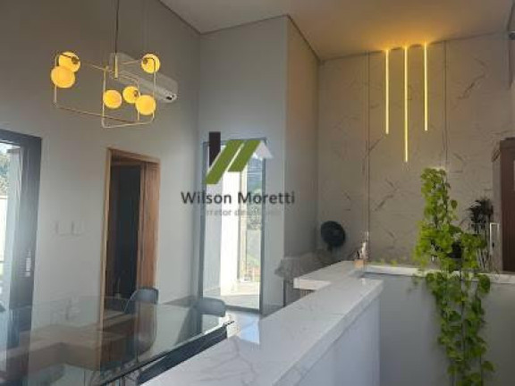 Imagem Casa de Condomínio com 3 Quartos à Venda, 246 m²