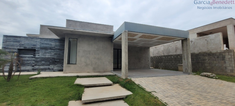 Imagem Casa com 3 Quartos à Venda, 920 m² em Medeiros - Jundiaí