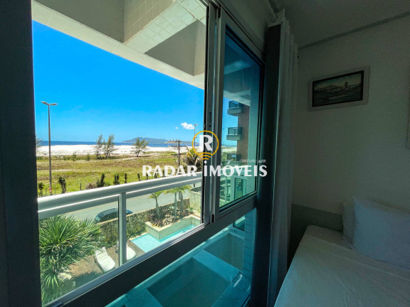 Imagem Apartamento com 2 Quartos à Venda, 55 m² em Algodoal - Cabo Frio
