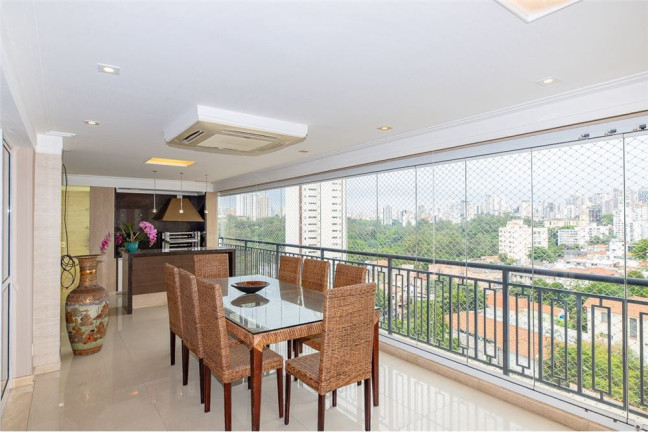 Imagem Apartamento com 4 Quartos à Venda, 277 m² em Aclimação - São Paulo Imagem Apartamento com 4 Quartos à Venda, 277 m² em Aclimação - São Paulo