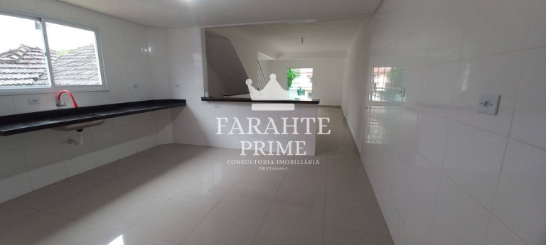 Imagem Casa com 3 Quartos à Venda, 160 m² em Encruzilhada - Santos Imagem Casa com 3 Quartos à Venda, 160 m² em Encruzilhada - Santos
