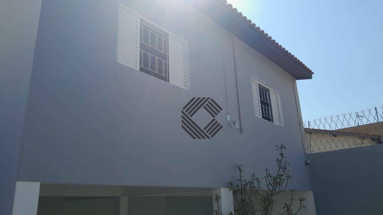 Imagem Casa com 3 Quartos à Venda, 194 m² em Jardim São Carlos - Sorocaba Imagem Casa com 3 Quartos à Venda, 194 m² em Jardim São Carlos - Sorocaba