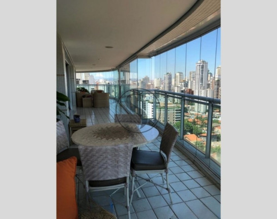 Imagem Imóvel com 3 Quartos à Venda, 847 m² em Pacaembu - São Paulo Imagem Imóvel com 3 Quartos à Venda, 847 m² em Pacaembu - São Paulo