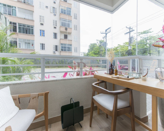 Imagem Imóvel com 3 Quartos à Venda, 92 m² em Centro - Niterói Imagem Imóvel com 3 Quartos à Venda, 92 m² em Centro - Niterói