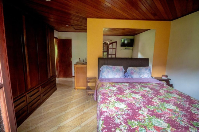 Imagem Casa com 2 Quartos à Venda, 200 m² em Carlos Guinle - Teresópolis Imagem Casa com 2 Quartos à Venda, 200 m² em Carlos Guinle - Teresópolis