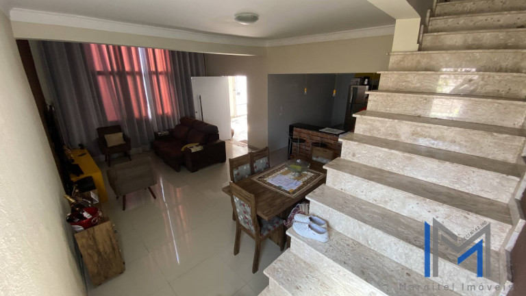 Imagem Casa com 3 Quartos à Venda, 125 m² em Vila Martins - Carapicuíba