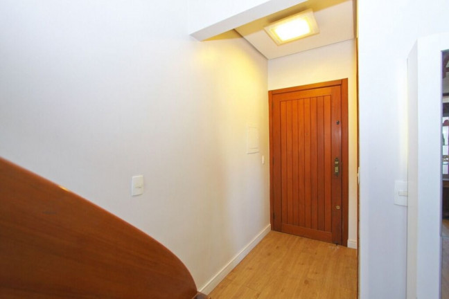 Imagem Imóvel com 2 Quartos à Venda, 143 m² em Menino Deus - Porto Alegre Imagem Imóvel com 2 Quartos à Venda, 143 m² em Menino Deus - Porto Alegre