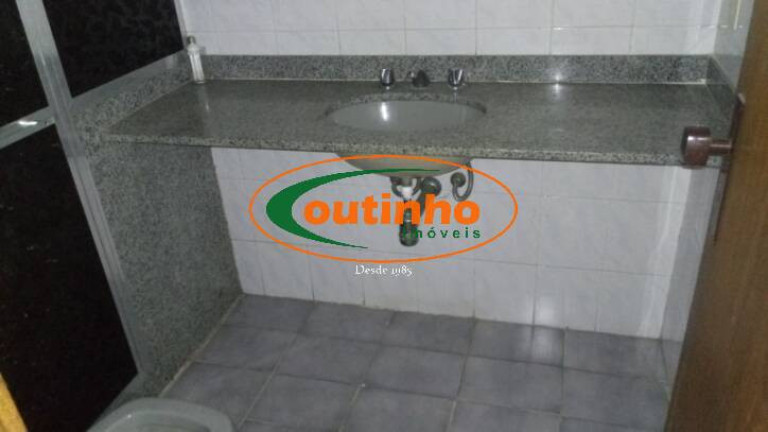 Imagem Apartamento com 4 Quartos à Venda, 126 m² em Tijuca - Rio De Janeiro Imagem Apartamento com 4 Quartos à Venda, 126 m² em Tijuca - Rio De Janeiro