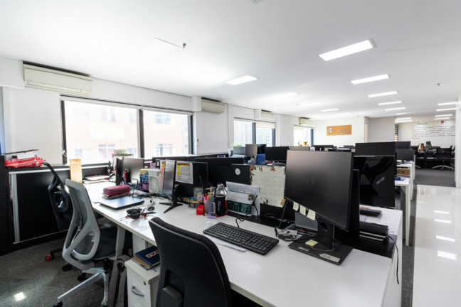 Imagem Sala Comercial à Venda, 240 m² em Pinheiros - São Paulo Imagem Sala Comercial à Venda, 240 m² em Pinheiros - São Paulo