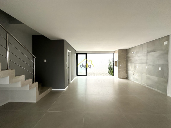 Imagem Casa com 3 Quartos à Venda, 153 m² em América - Joinville Imagem Casa com 3 Quartos à Venda, 153 m² em América - Joinville