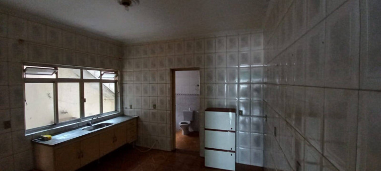 Imagem Casa com 5 Quartos à Venda, 240 m² em Vila Nova York - São Paulo