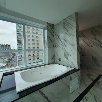 Imagem Apartamento com 4 Quartos à Venda, 280 m² em Meia Praia - Itapema