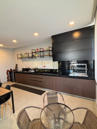 Imagem Casa com 3 Quartos à Venda, 298 m² em Medeiros - Jundiaí