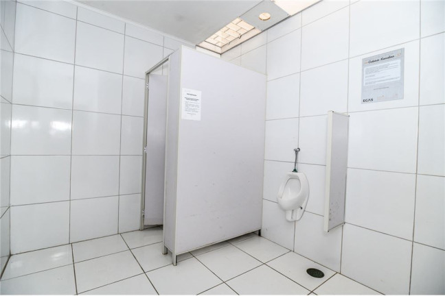 Imagem Casa com 6 Quartos à Venda, em Passo Da Areia - Porto Alegre Imagem Casa com 6 Quartos à Venda, em Passo Da Areia - Porto Alegre