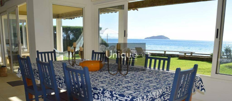 Casa com 6 Quartos à Venda, 500 m² em Manguinhos - Armação Dos Búzios