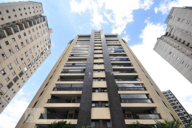 Imagem Imóvel com 4 Quartos à Venda, 225 m² em Vila Suzana - São Paulo Imagem Imóvel com 4 Quartos à Venda, 225 m² em Vila Suzana - São Paulo