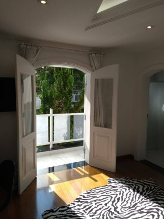Imagem Casa com 5 Quartos à Venda, 520 m² em Alphaville - Santana De Parnaíba Imagem Casa com 5 Quartos à Venda, 520 m² em Alphaville - Santana De Parnaíba