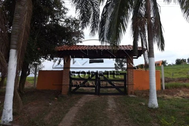 Imagem Imóvel com 2 Quartos à Venda, 25.000 m² em Gigante - Bofete
