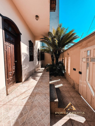 Imagem Casa com 3 Quartos à Venda, 200 m² em Bom Jesus - Coronel Fabriciano