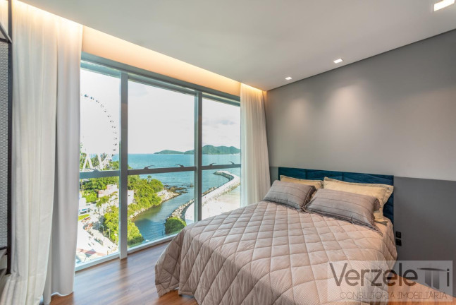 Imagem Apartamento com 4 Quartos à Venda, 282 m² em Pioneiros - Balneário Camboriú Imagem Apartamento com 4 Quartos à Venda, 282 m² em Pioneiros - Balneário Camboriú