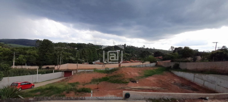 Imagem Imóvel com 4 Quartos à Venda, 2.000 m² em Morada Dos Pássaros (rural) - Poços De Caldas Imagem Imóvel com 4 Quartos à Venda, 2.000 m² em Morada Dos Pássaros (rural) - Poços De Caldas