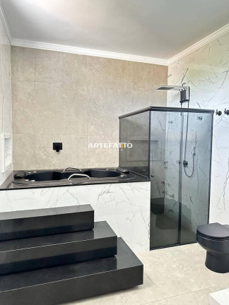 Sobrado com 4 Quartos à Venda, 400 m²