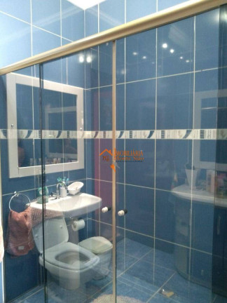Imagem Sobrado com 3 Quartos à Venda, 270 m² em Vila Hulda - Guarulhos Imagem Sobrado com 3 Quartos à Venda, 270 m² em Vila Hulda - Guarulhos