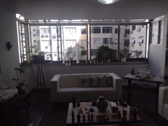 Imagem Apartamento com 3 Quartos à Venda, 105 m² em Copacabana - Rio De Janeiro