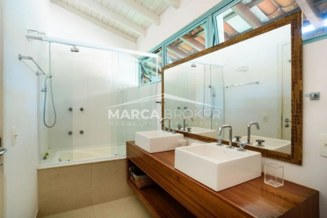 Imagem Sobrado com 4 Quartos à Venda, 1.286 m² em Camburi - São Sebastião