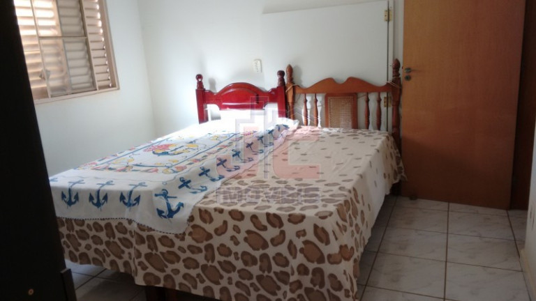 Imagem Casa com 3 Quartos à Venda, 252 m² em Parque Dos Lagos - Ribeirão Preto Imagem Casa com 3 Quartos à Venda, 252 m² em Parque Dos Lagos - Ribeirão Preto