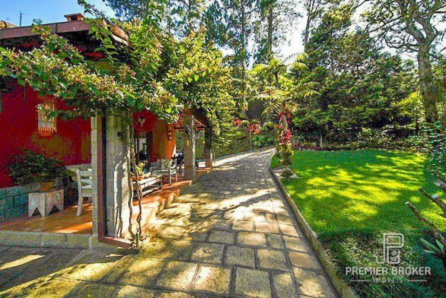 Imagem Casa com 4 Quartos à Venda, 400 m² em Parque Do Imbui - Teresópolis Imagem Casa com 4 Quartos à Venda, 400 m² em Parque Do Imbui - Teresópolis