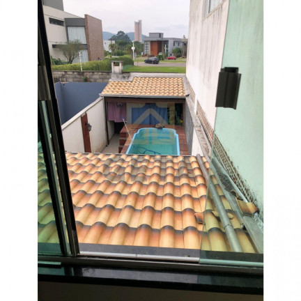 Imagem Sobrado com 2 Quartos à Venda, 82 m² em Centro - Camboriú