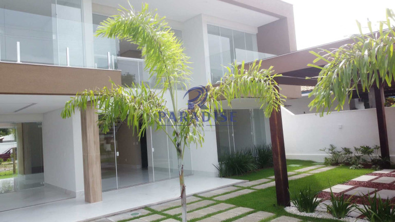 Imagem Casa com 6 Quartos à Venda, 350 m² em Guarajuba - Camaçari Imagem Casa com 6 Quartos à Venda, 350 m² em Guarajuba - Camaçari