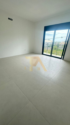 Imagem Imóvel com 3 Quartos à Venda,  em Ambrósio - Garopaba