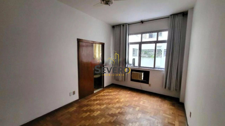 Imagem Apartamento com 3 Quartos à Venda, 220 m² em Icaraí - Niterói